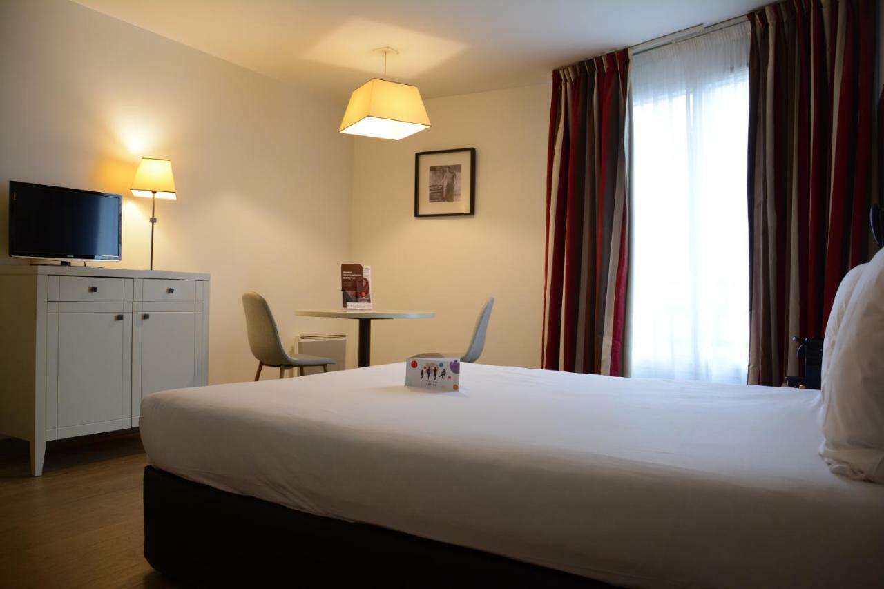 Hotel Cerise Chatou Buitenkant foto