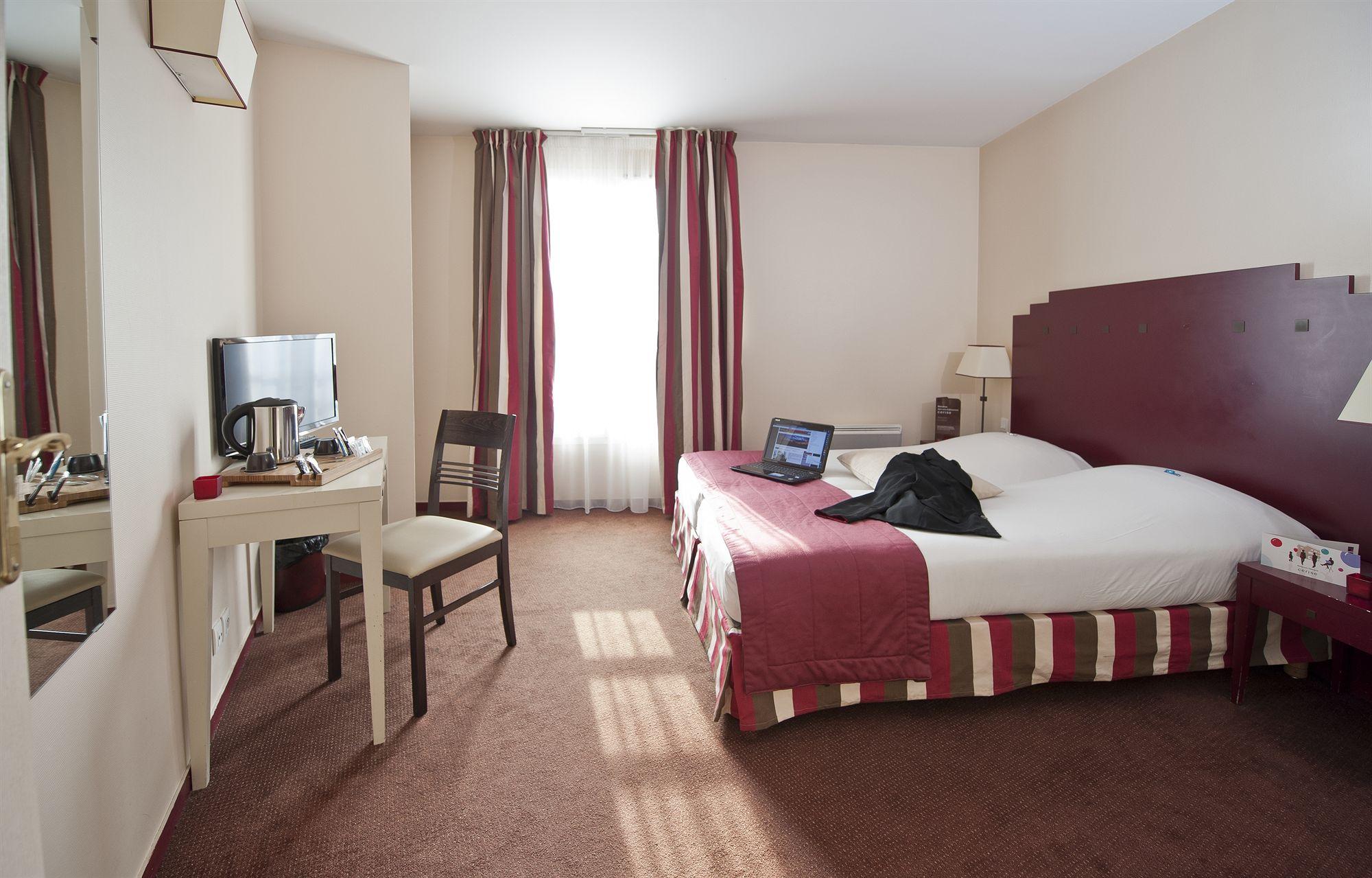 Hotel Cerise Chatou Buitenkant foto